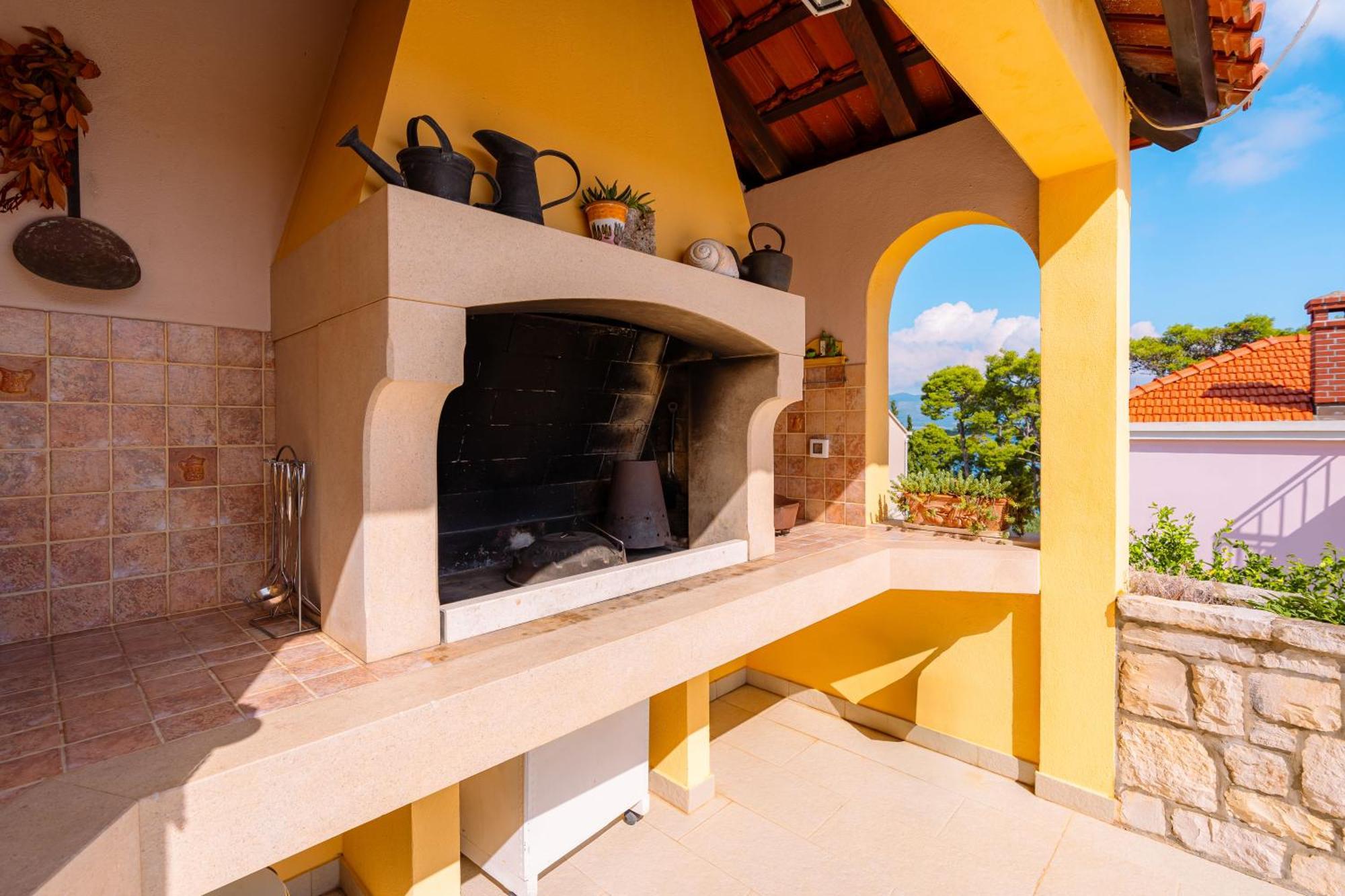 House 4 You Lumbarda Buitenkant foto