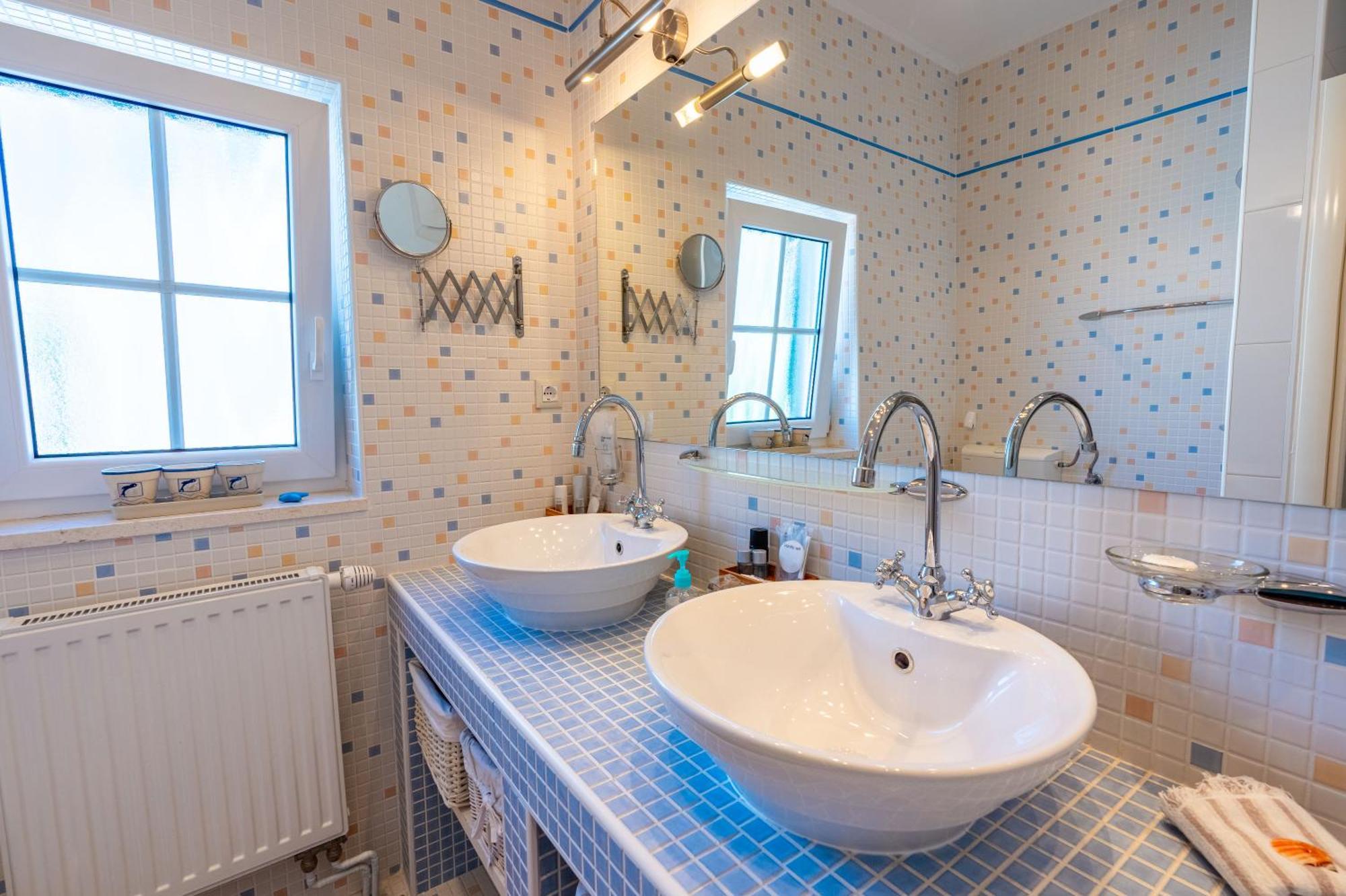 House 4 You Lumbarda Buitenkant foto
