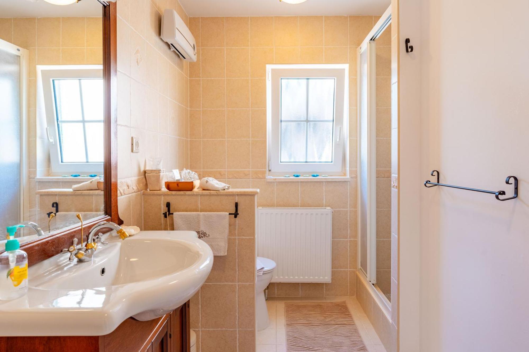 House 4 You Lumbarda Buitenkant foto