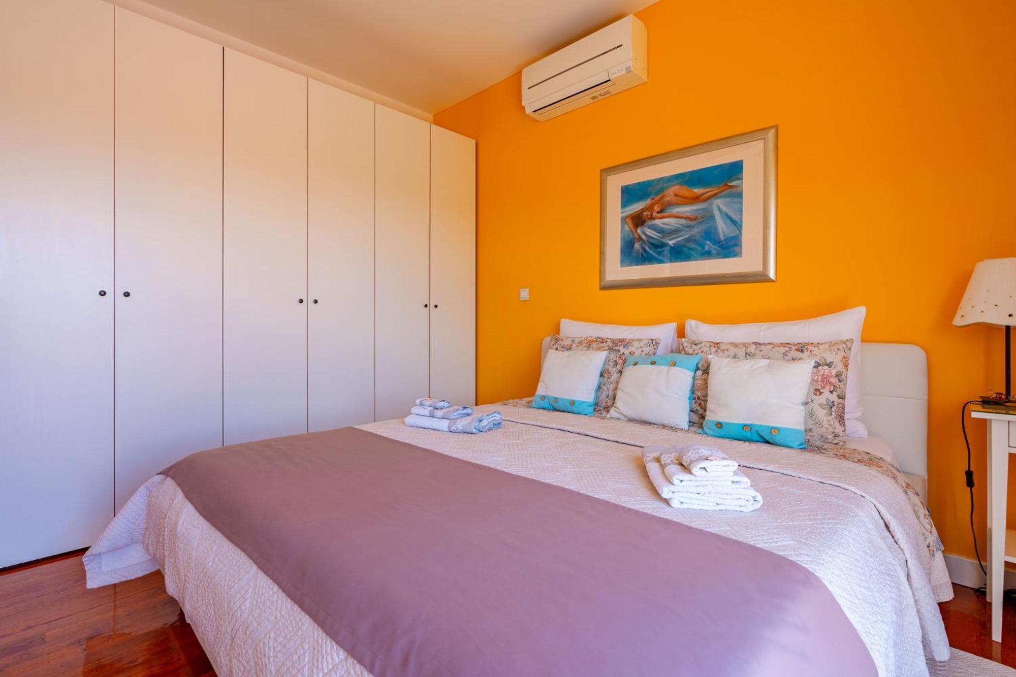 House 4 You Lumbarda Buitenkant foto